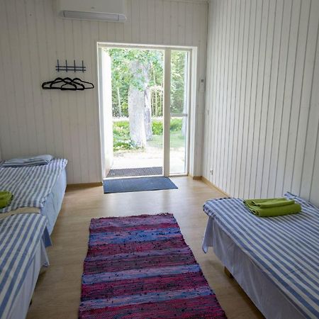 Puhkekeskus Valkla Rand- Simple Accomodation Extérieur photo